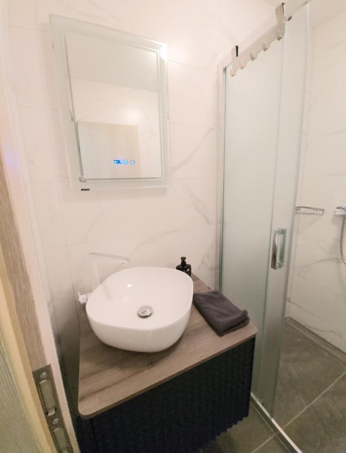 Apartman S Dvije Spavace Sobe Poreč Dış mekan fotoğraf