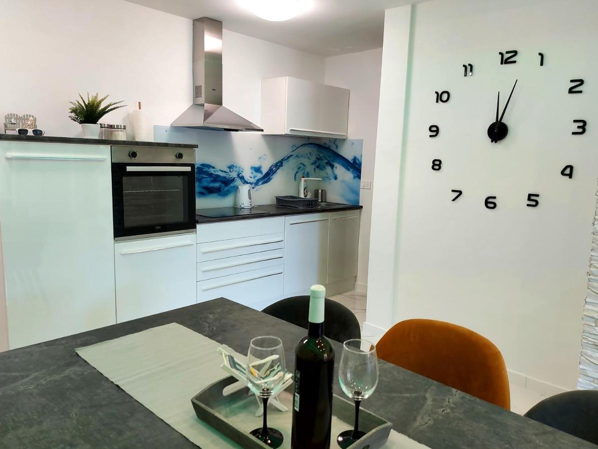 Apartman S Dvije Spavace Sobe Poreč Dış mekan fotoğraf